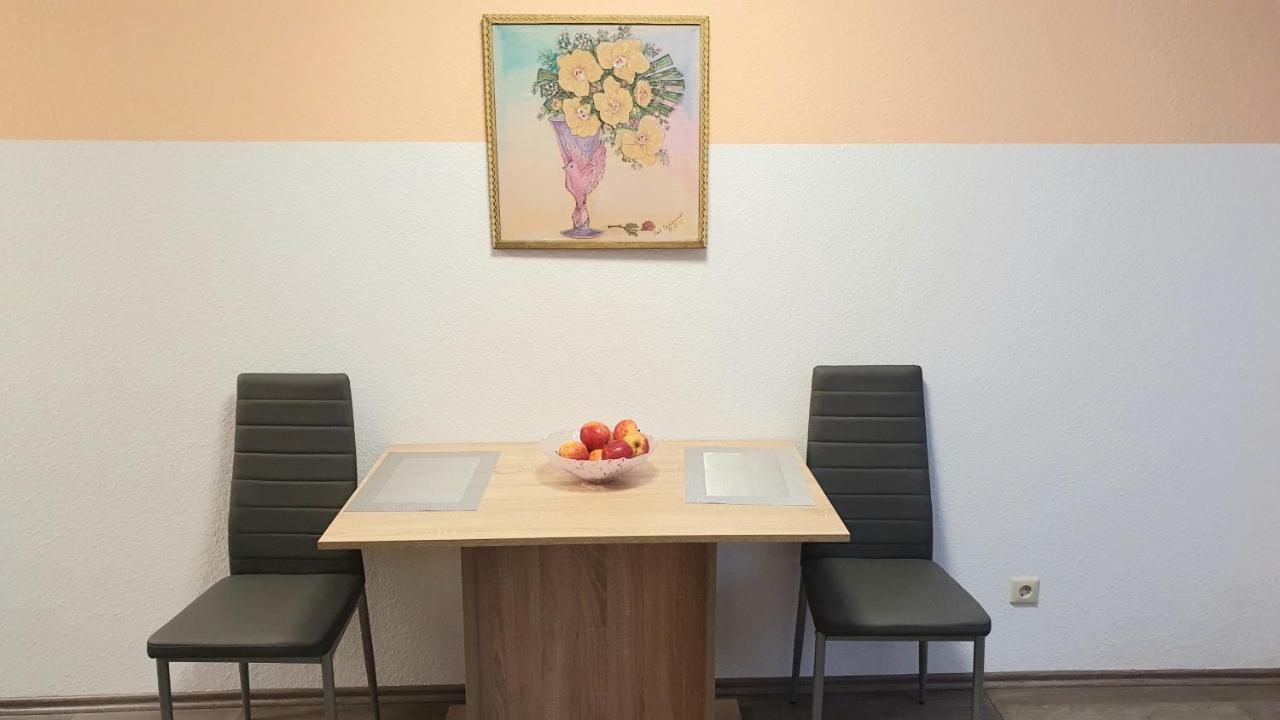 Gemuetliche In *